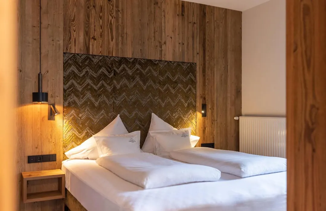Hotel Sonnenspitze-1